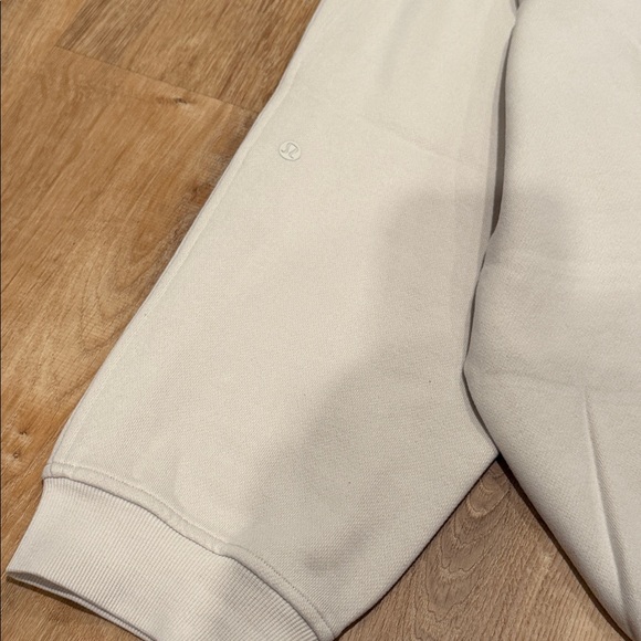 Lululemon scuba high rise Jogger Opal White - Picture 5 of 5